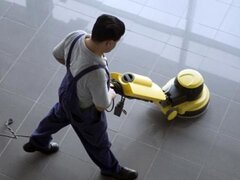 Baieti curatenie echipa mobila de interventii